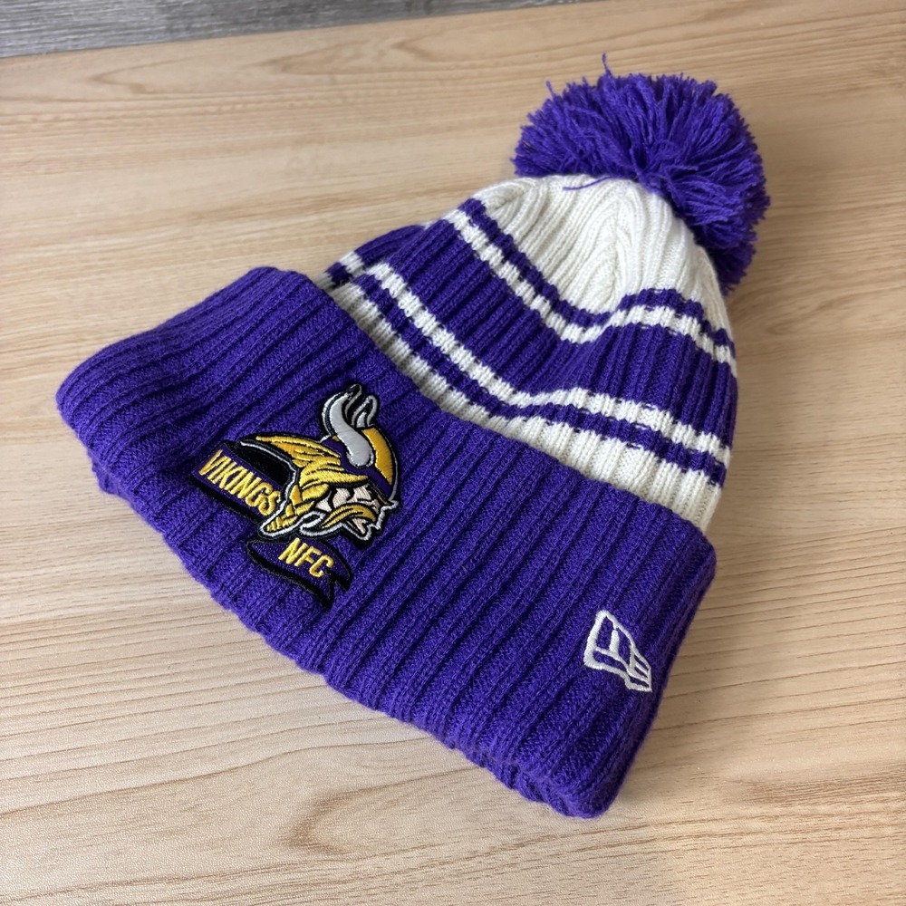 Minnesota Vikings Hat Beanie Purple White NFL Football Pom Cuffed New Era Mens